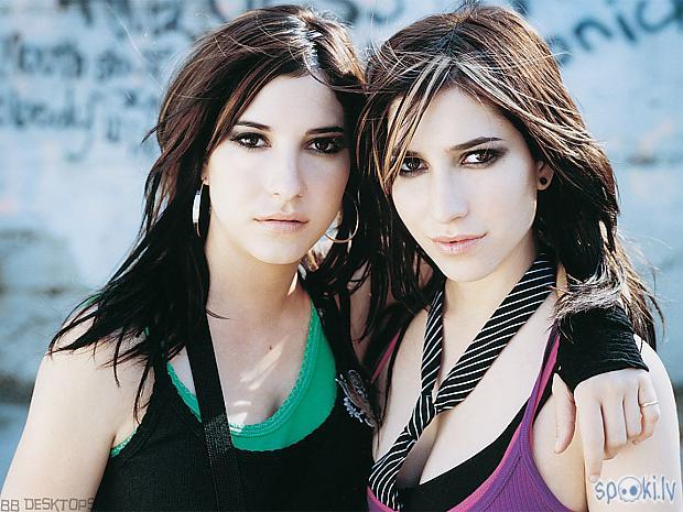  Autors: Stuffy The Veronicas.