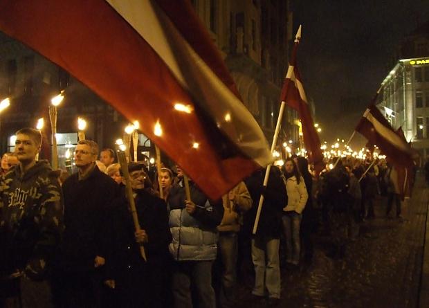 18novembris lāpu gājiens Autors: Monkyzs Atcerēsimies par "Viņu" ne tikai uz hokeju...