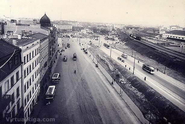 13 Janvāra iela 1930 gads Autors: Fosilija Pagājušo gadsimtu Vecrīgas foto.