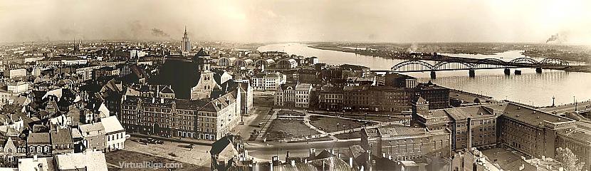 Rīgas Domes laukums 1950 gads... Autors: Fosilija Pagājušo gadsimtu Vecrīgas foto.