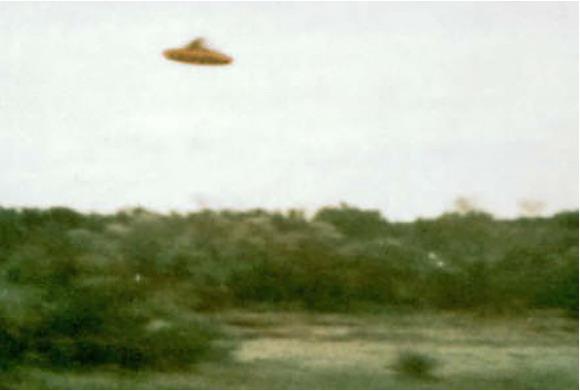  Autors: posts UFO Photographs 1910-2008