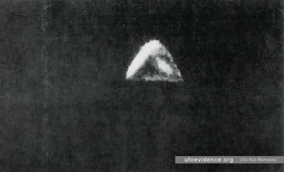  Autors: posts UFO Photographs 1910-2008