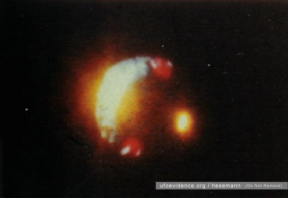  Autors: posts UFO Photographs 1910-2008