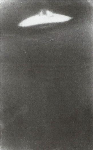  Autors: posts UFO Photographs 1910-2008