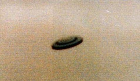  Autors: posts UFO Photographs 1910-2008