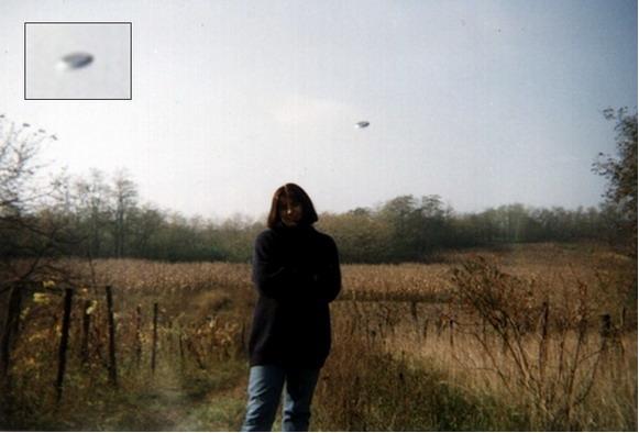  Autors: posts UFO Photographs 1910-2008