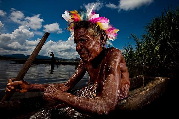 Viens no Karavari cilts... Autors: BrikuLis Papua cilts.