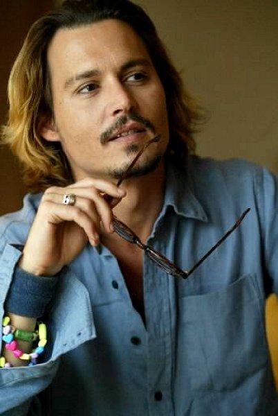 JOHNNY DEPP šogad nepārprotami... Autors: UglyPrince People seksīgākie vīrieši 2009