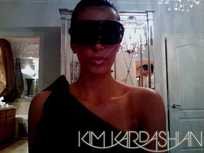 Here I am in my futuristic... Autors: BLACK HEART #30 - Best Kardashian Blog Photos..