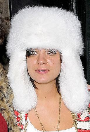 15  Best Headgear of the Year... Autors: BLACK HEART 20 Best Celeb Headgear of the Year!