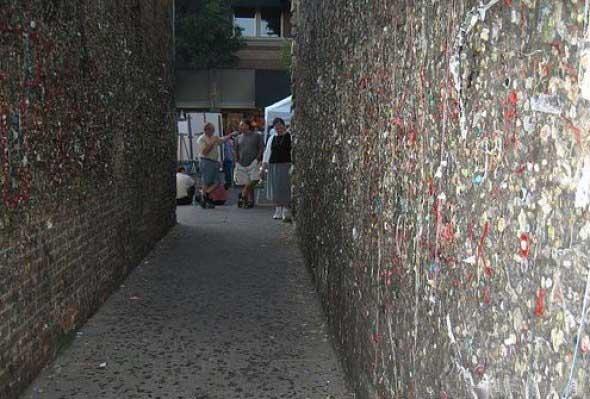  Autors: epg bubble gum alley