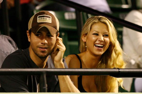 Anna Kournikova amp Enrique... Autors: BLACK HEART Hottest Celebrity Couples