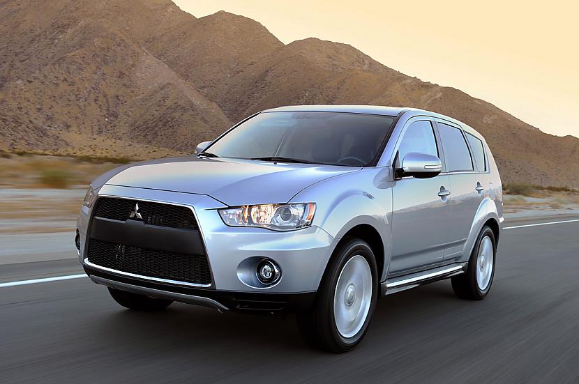 2010 Mitsubishi Outlander GT Autors: bizonis1 Autoblog's Top 100 Photographs of 2009