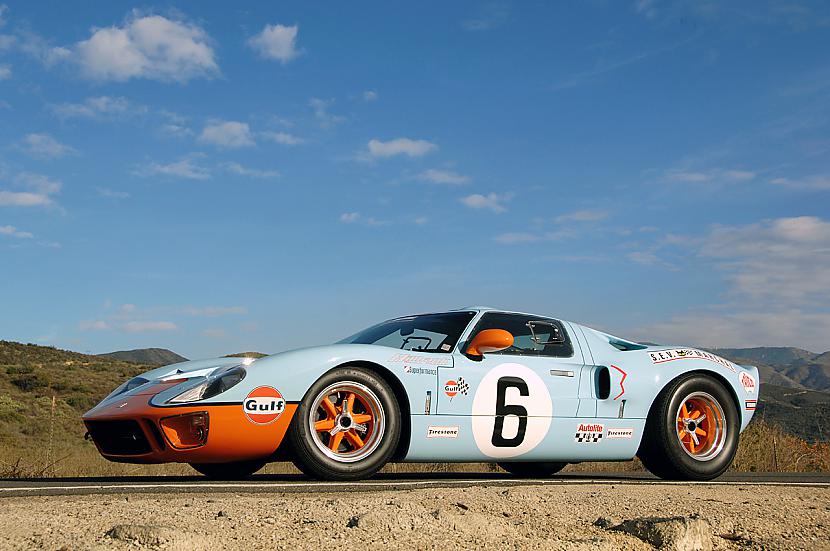 2009 Superformance GT40 Mk1 Autors: bizonis1 Autoblog's Top 100 Photographs of 2009