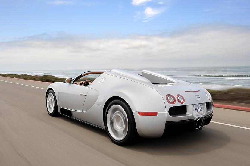 2009 Bugatti Grand Sport Autors: bizonis1 Autoblog's Top 100 Photographs of 2009