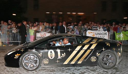 Xzibit brauc ar Lamborghini... Autors: Verbatim Slavenību auto