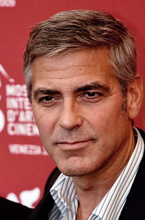 Džordžs Klūnijs George Clooney... Autors: dzeimsons Dorito - Virtuļu diēta