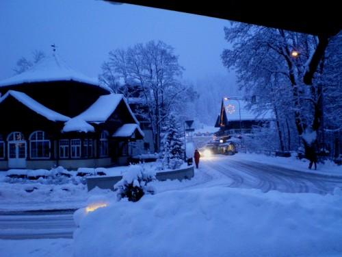 Kandersteg Šveice  Attiecībā... Autors: dzeimsons Braucam Slēpot