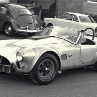 2.1966 Shelby Cobra 427;425hp,7.0 l