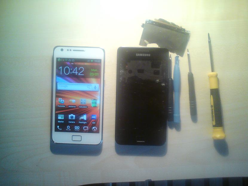 Sākuma izskats ar sasisto... Autors: wiesys Samsung Galaxy S 2 remontēšana (Homemade)