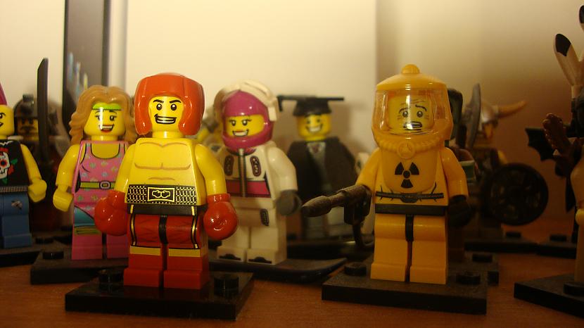  Autors: Fosilija Mani ''Lego'' cilveciņi (Minifigure
