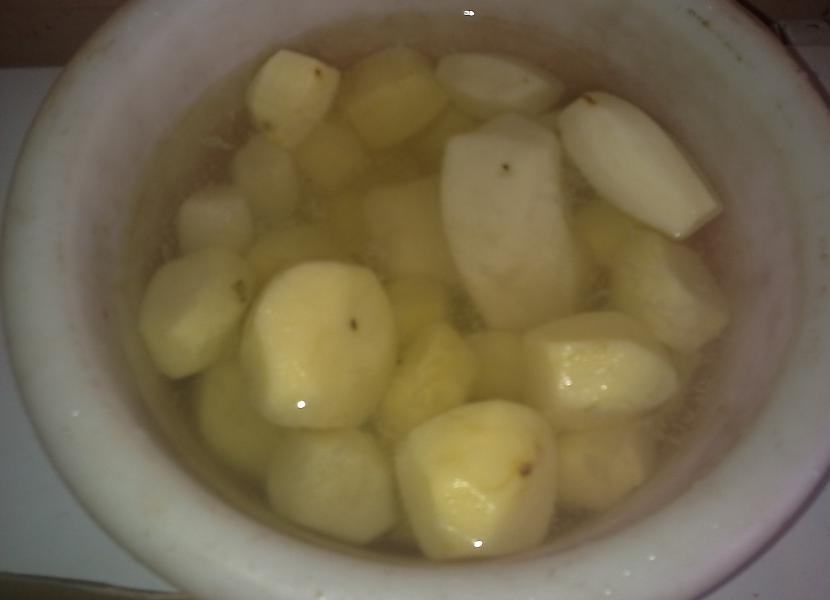 Sākumā jāsamizo kartupeļi Es... Autors: LindaB Cepelīni