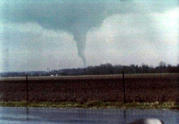 Tornado gads1953 gadā no... Autors: ML Katastrofas, kuras izmainīja pasauli
