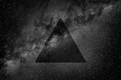  Autors: Fosilija ∆hipster triangle∆