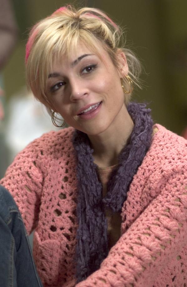  Autors: elizabeth22 Samaire Armstrong