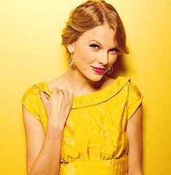  Autors: 8 Taylor Swift