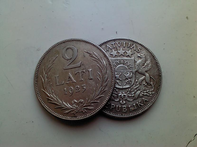 Tiescaroni scaronādas monētas... Autors: BoyMan 1925.gada Divītis.