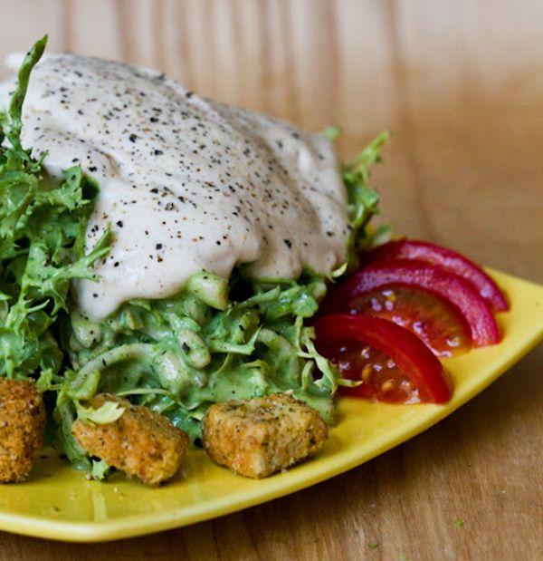 Salātu mērces Protams kad mēs... Autors: Bianca BLANCHEFLEUR 10 ēdieni, kuri padara mūs resnus