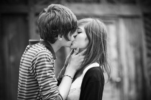 Kiss me and dont stop Autors: buchina111 Do you love me?