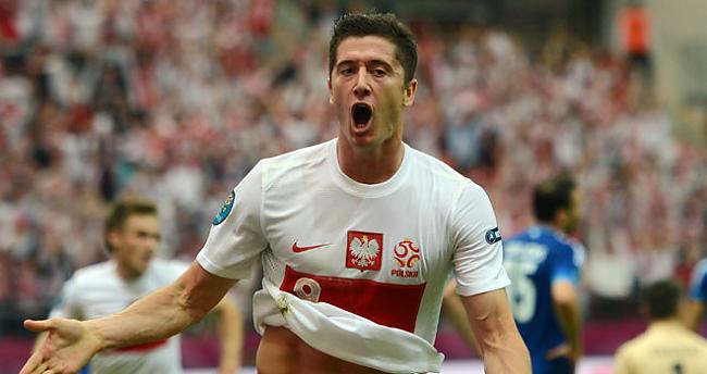 Roberts Levandovskis poļu... Autors: Fosilija Futbola zvaigznes:-Robert Lewandowski