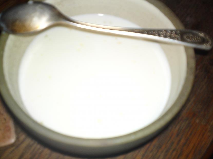 Želatīnu aplej ar pienu... Autors: allaroundme [RC] Cepumu torte