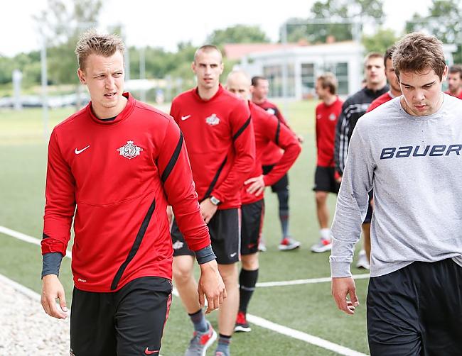  Autors: Hokeja Blogs Dinamo uzsāk treniņnometni Valmierā (Foto)