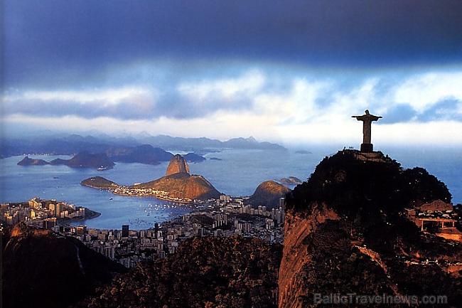 Riodežaneiro atrodas Brazīlijā... Autors: APJUNSENO Elpu aizraujoši dabas skati