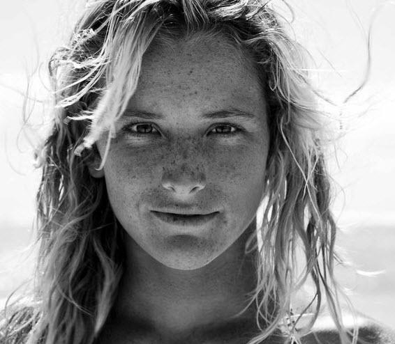 Kortnijas iedvesmas... Autors: whosays Best Female Surfers 2012