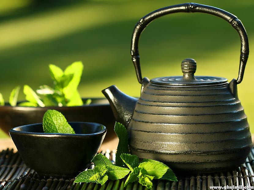 Krūzē ieber zaļo tēju... Autors: koloradovabole Ņammīgā tēja :)
