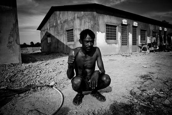 No pirmā acu uzmetiena Tuol... Autors: Aigars D HIV/AIDS kolonija Kambodžā.