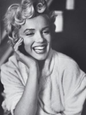 nbspWe should all start to... Autors: serenasmiles Marilyn Monroe bildēs un citātos.