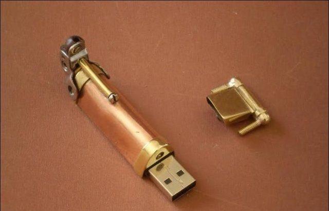 Autors: BrĀLis scorpion1 Pildspalva aģentam 007