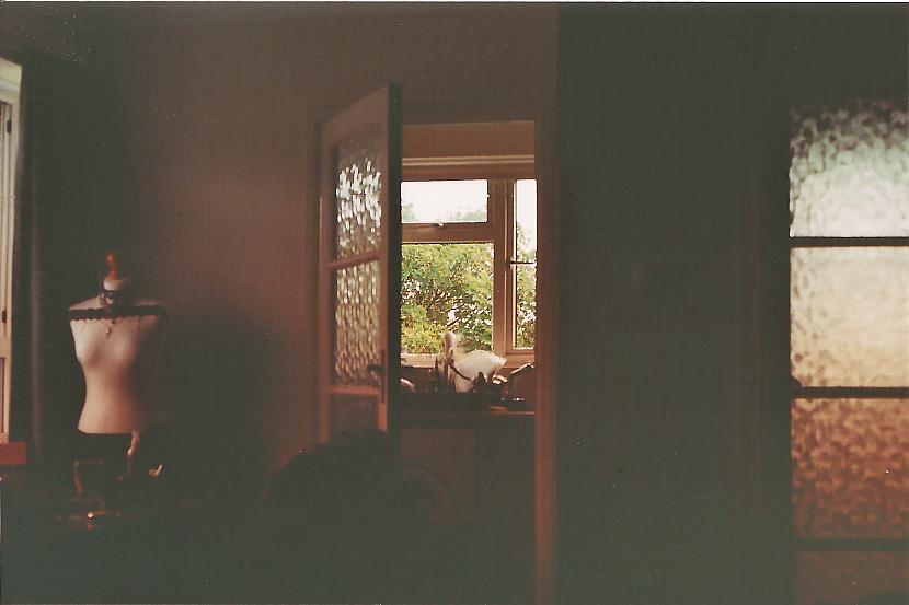 Nedaudz no dzīvokļa interjera Autors: hahiits Turpinājums 35mm fotogrāfijas izzināšanai
