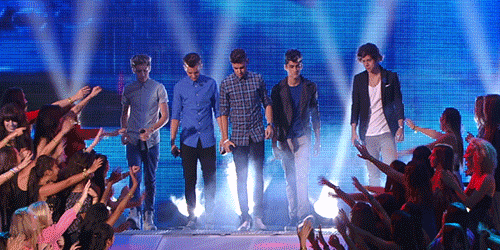  Autors: Dnite MTV VMA's 2012 Gifos