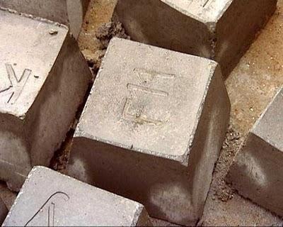  Autors: BrĀLis scorpion1 Izgatavota tastatūra no betona