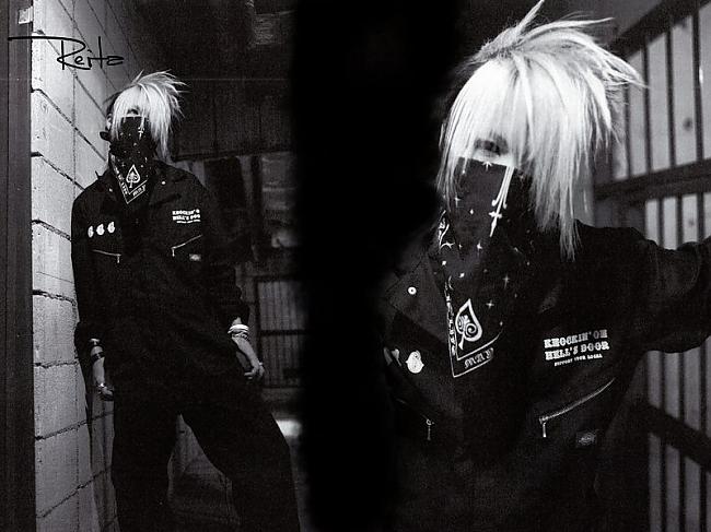 Autors: Aoii The Gazette grupas dalībnieks : Reita