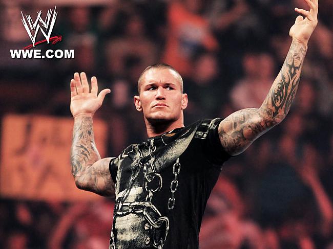 Pirmais iegūtais tituls ... Autors: LadySJ WWE viper Randy Orton.