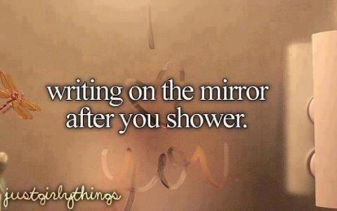  Autors: smilingbecauseofyou just girly things