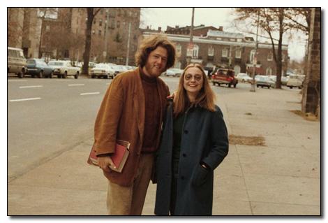 8 A Young Bill Clinton Wants... Autors: Dročislavs 10 fotogrāfijas, kas sagraus tavu skatījumu uz slavenībām.