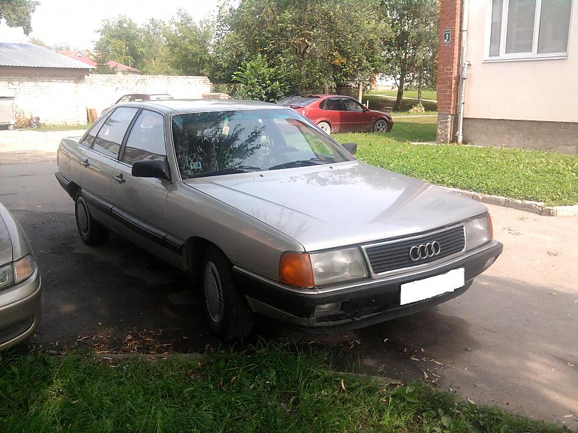Scaronajā bildē pirms... Autors: Fosilija Audi 100 type44